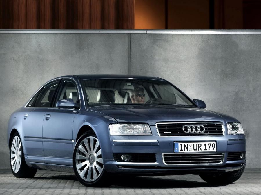  Audi A8 3.0 TDI Quattro (D3) 2003 года  (фото 3 из 5)
